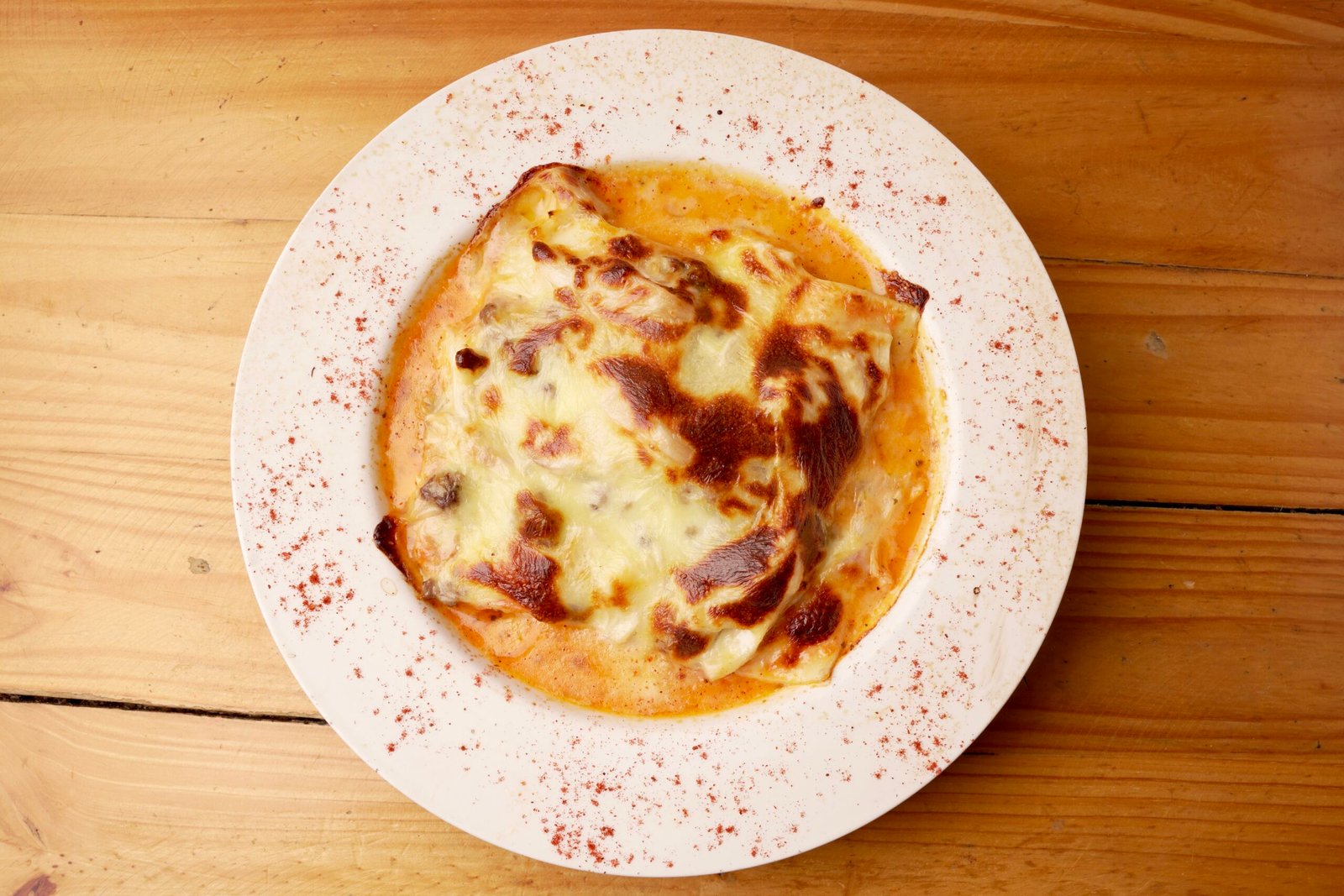 nuestra lasaña le hace honor al volcán más alto del sistema solar, con carne, pollo y peperoni, salsa napolitana con queso mozarella gratinado.
$ 32.900